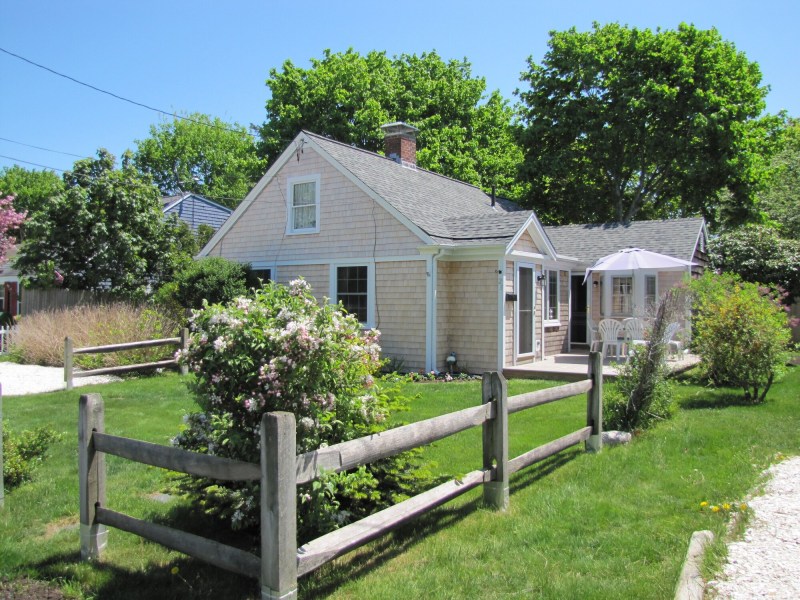 Pet Friendly Cape Cod Rental With Fenced Yard