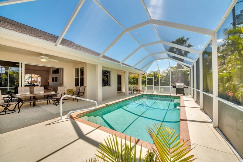 Pet Friendly Vacation Rentals Fenced Yard Florida