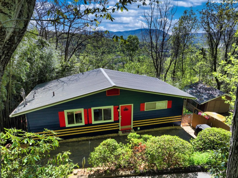 Pet Friendly Cabins Asheville Nc Fenced Yard