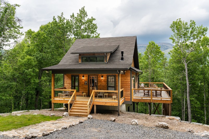 Pet Friendly Cabin Rentals Near Me With Hot Tub